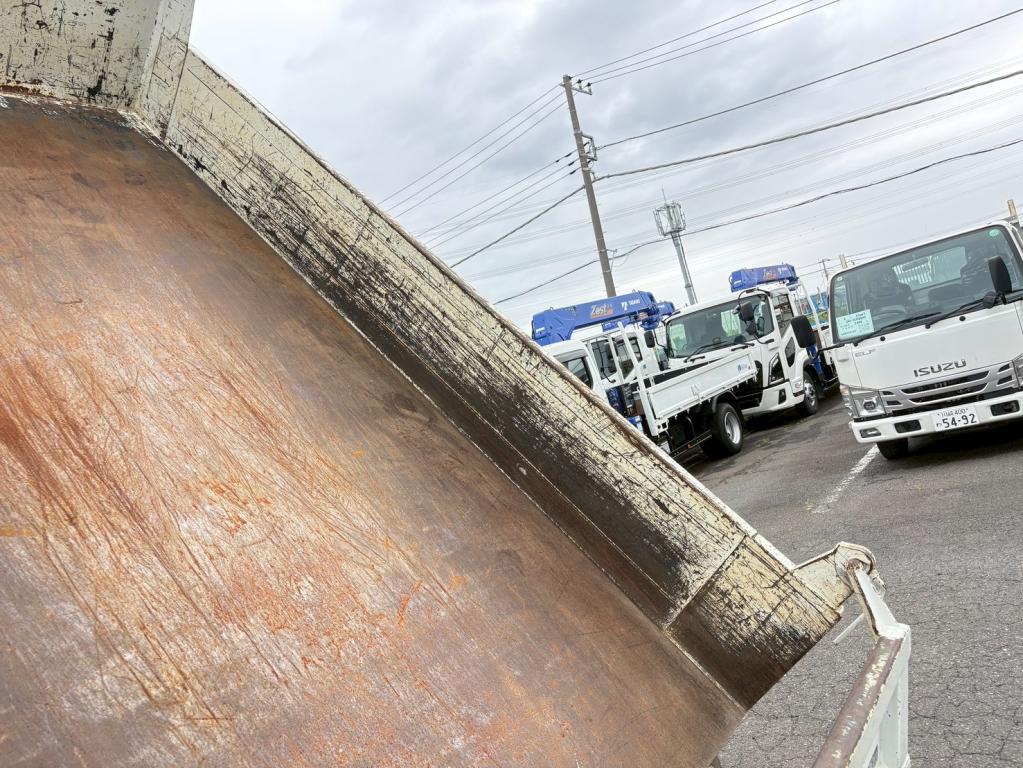 三菱 キャンター 2RG-FBA60(2WD)の写真10