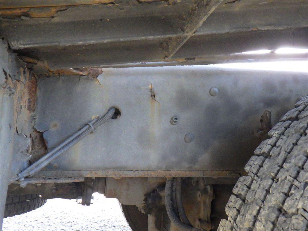 いすゞ フォワード QDG-FVZ34U2(その他)の写真15