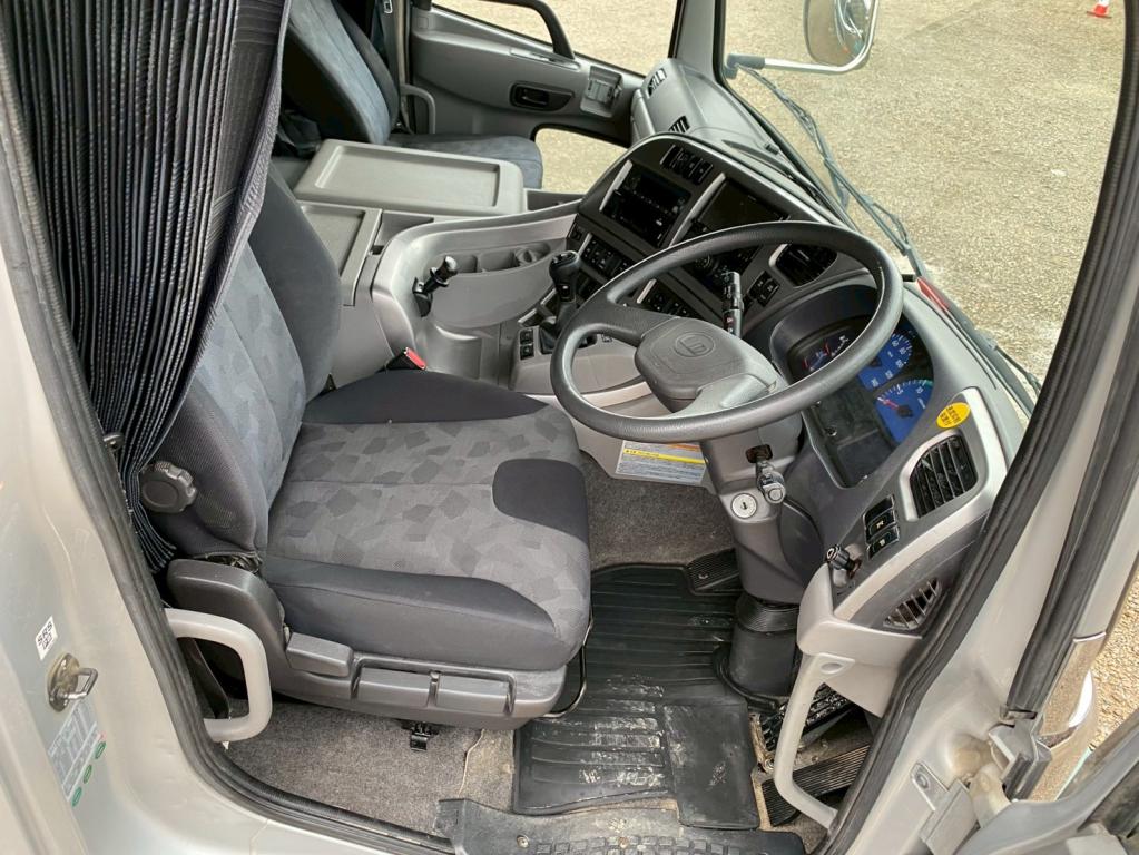 ＵＤ クオン QKG-CG5ZM(8x4)の写真21