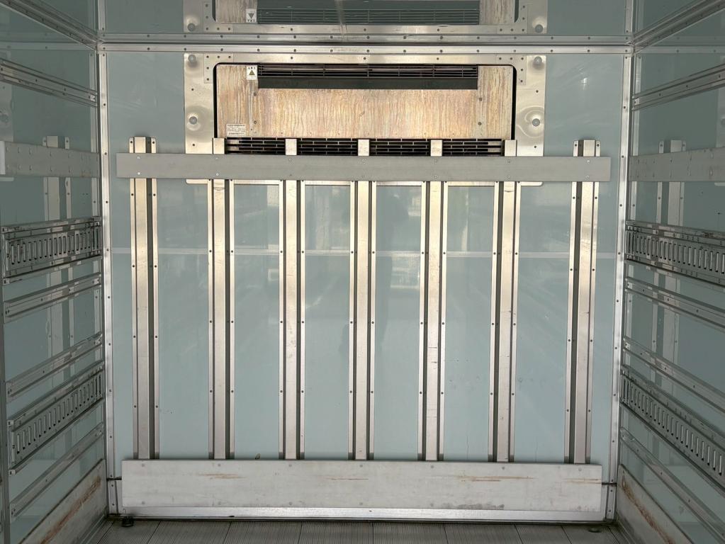 日野 レンジャー 2KG-FC2ABG(2WD)の写真7