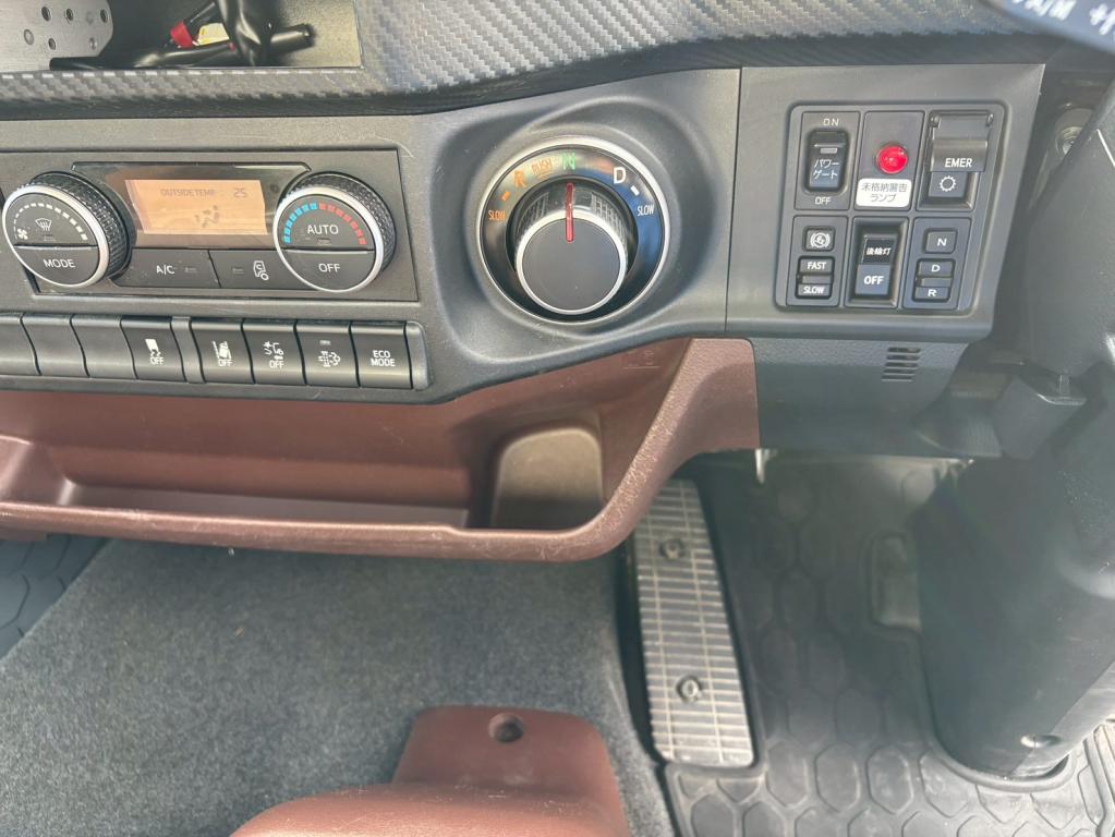 日野 レンジャー 2KG-FC2ABG(2WD)の写真23