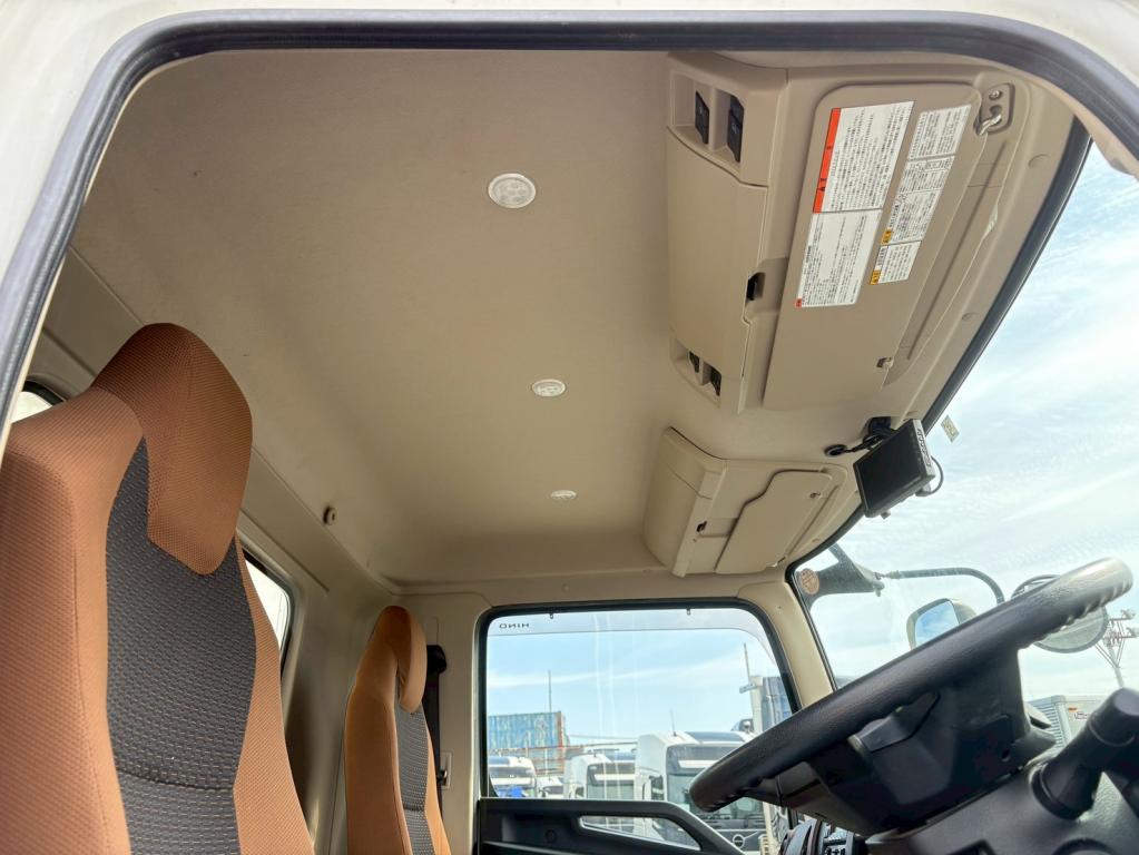 日野 レンジャー 2KG-FC2ABG(2WD)の写真24