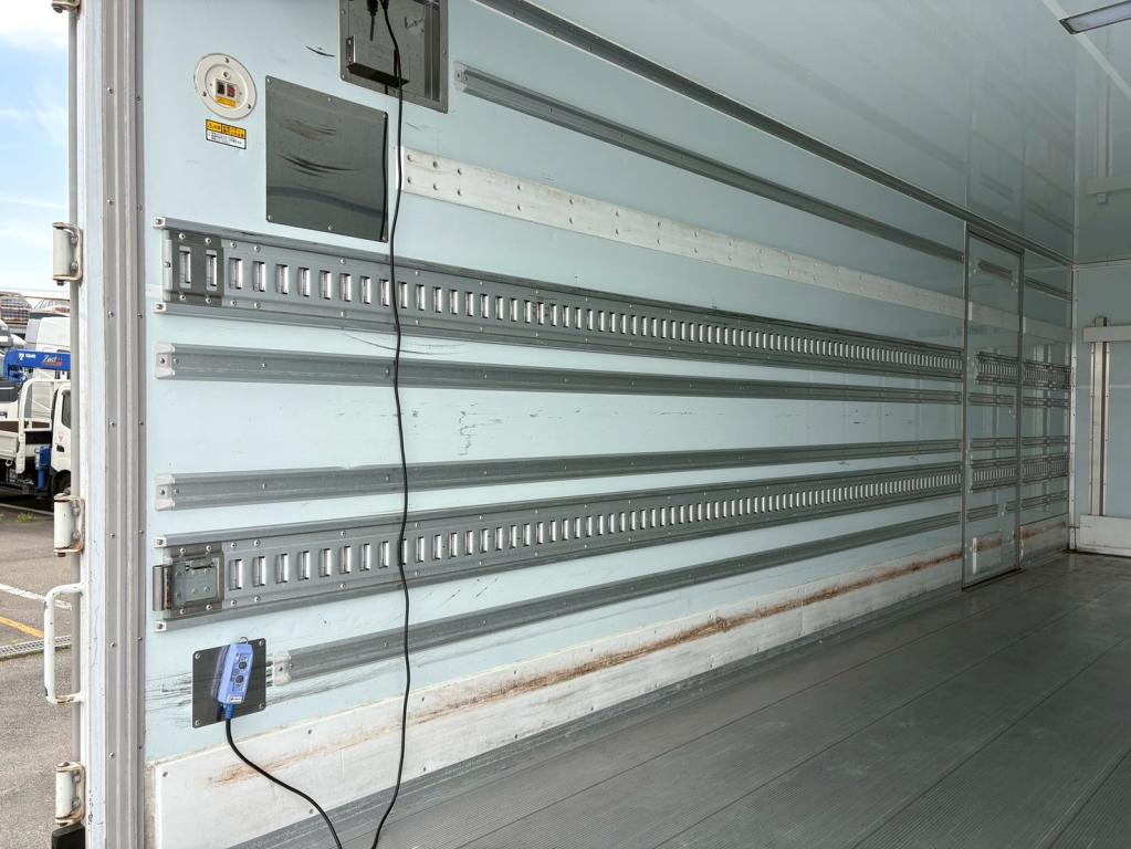 日野 レンジャー 2KG-FC2ABG(2WD)の写真9