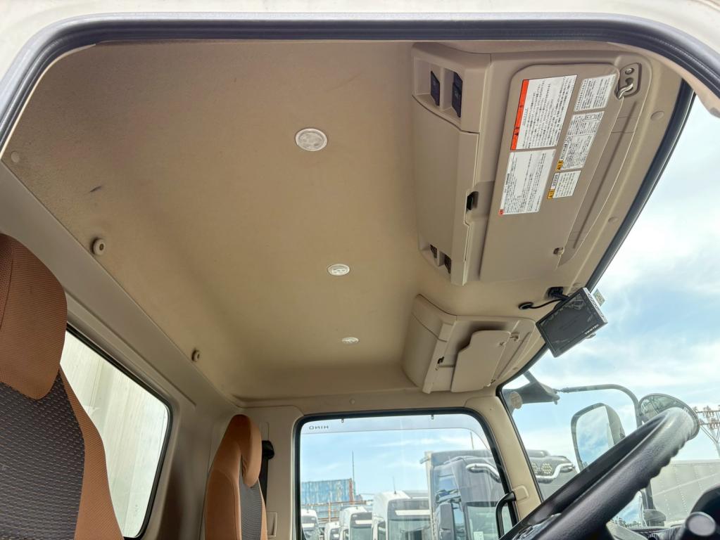 日野 レンジャー 2KG-FC2ABG(2WD)の写真24