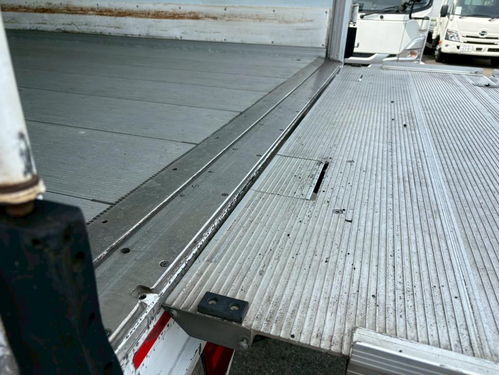 日野 レンジャー 2KG-FC2ABG(2WD)の写真13