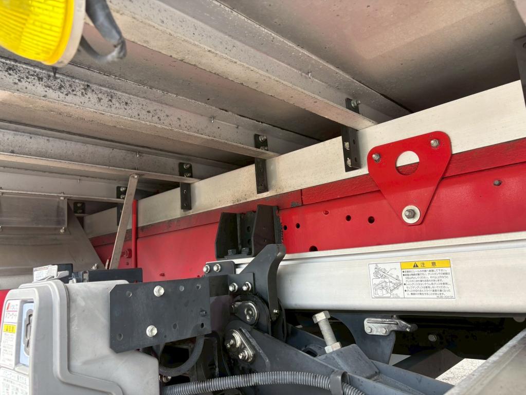 日野 レンジャー 2KG-FC2ABG(2WD)の写真15