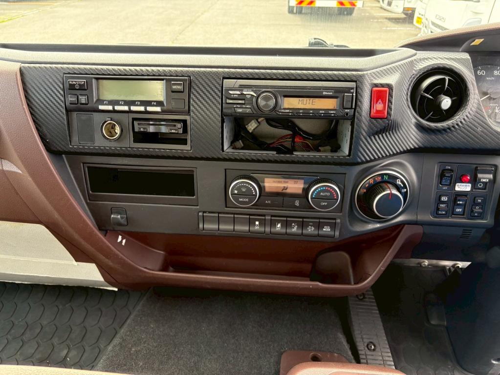 日野 レンジャー 2KG-FC2ABG(2WD)の写真22