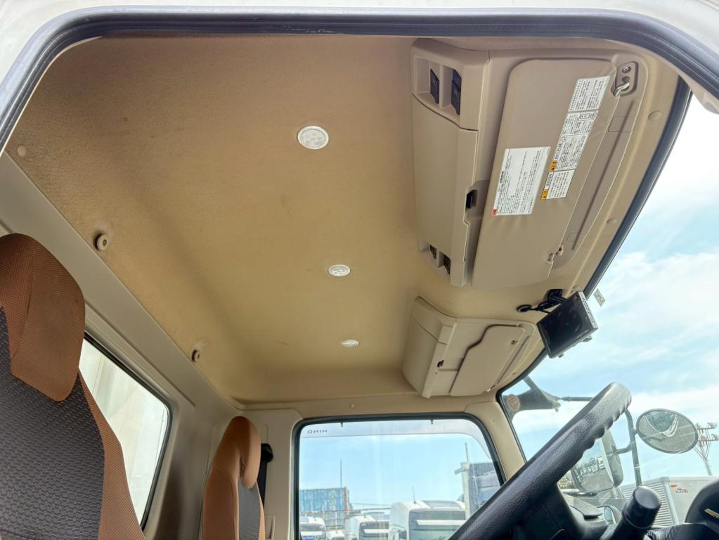 日野 レンジャー 2KG-FC2ABG(2WD)の写真24