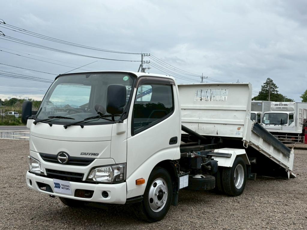 日野 デュトロ TKG-XZU620T(2WD)の写真1