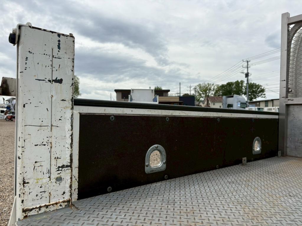 日野 デュトロ 2RG-XZU605M(2WD)の写真9