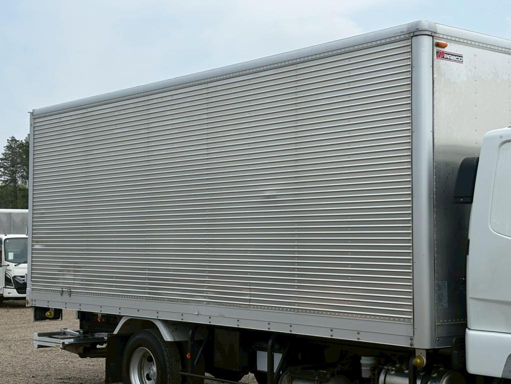 三菱 ファイター 2KG-FK61F(2WD)の写真5