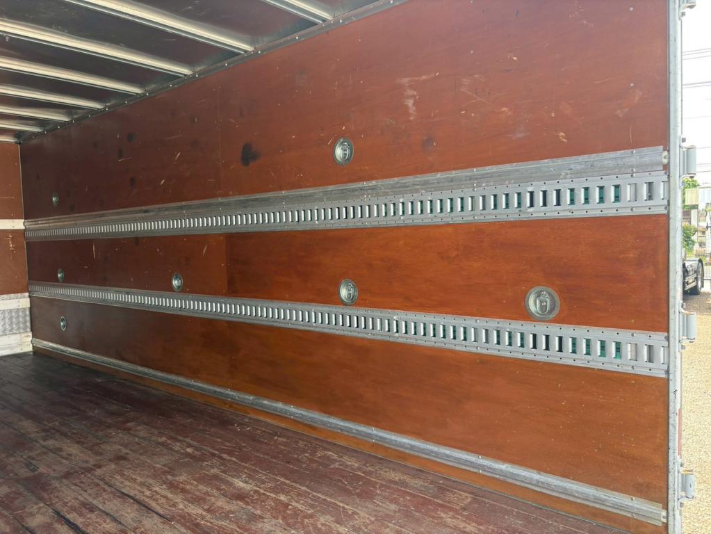 三菱 ファイター 2KG-FK61F(2WD)の写真10