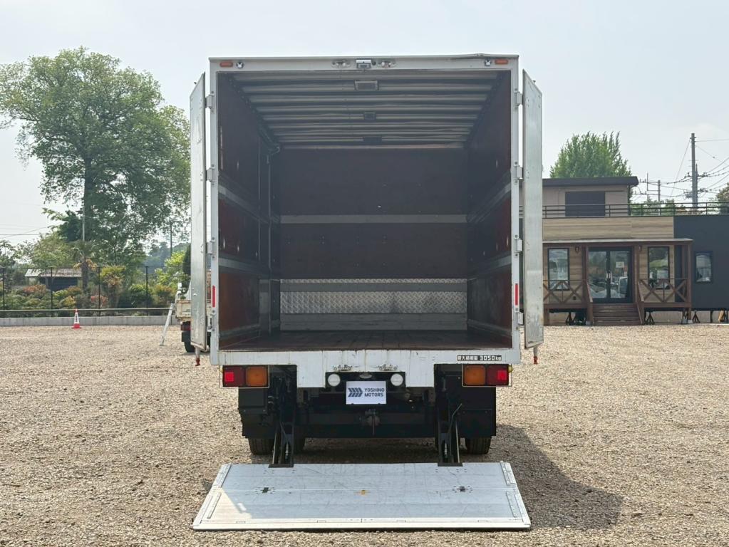 三菱 ファイター 2KG-FK61F(2WD)の写真11