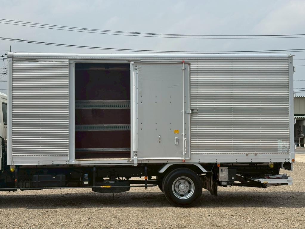 三菱 ファイター 2KG-FK61F(2WD)の写真14