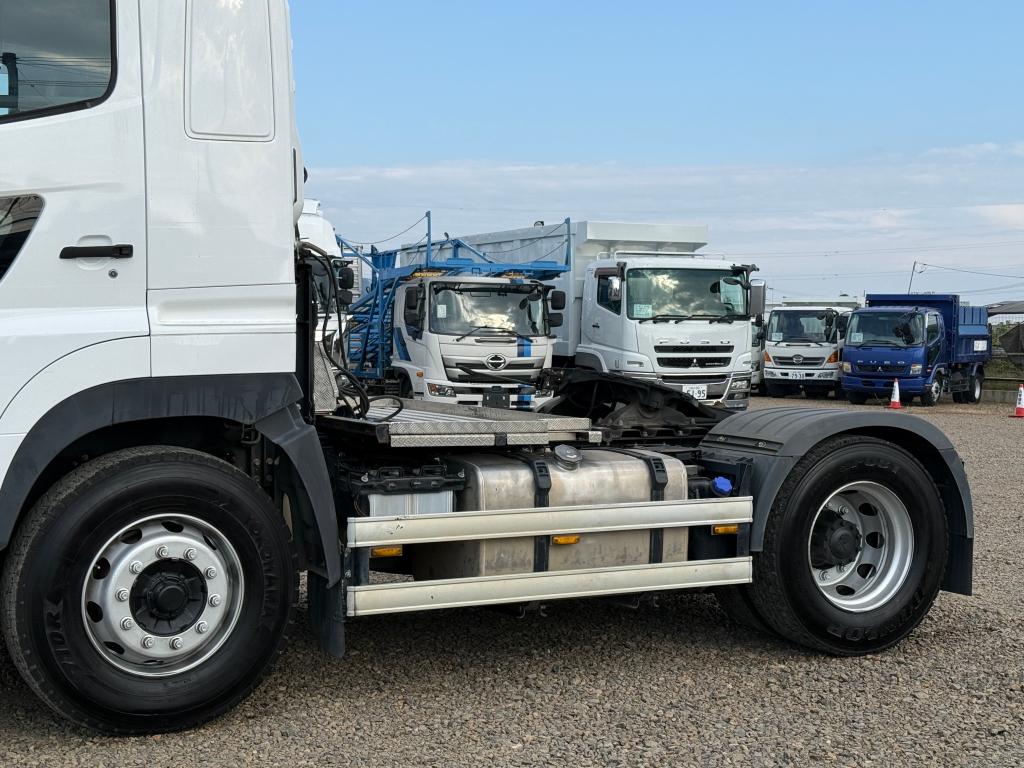 日野 プロフィア 2DG-SH1EDGG(2WD)の写真6