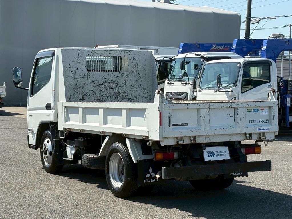 三菱 キャンター 2RG-FBA60(2WD)の写真3