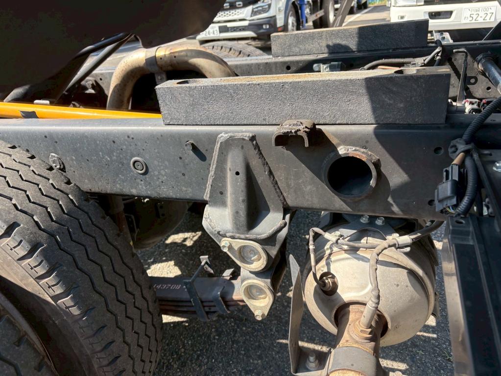 三菱 キャンター 2RG-FBA60(2WD)の写真16