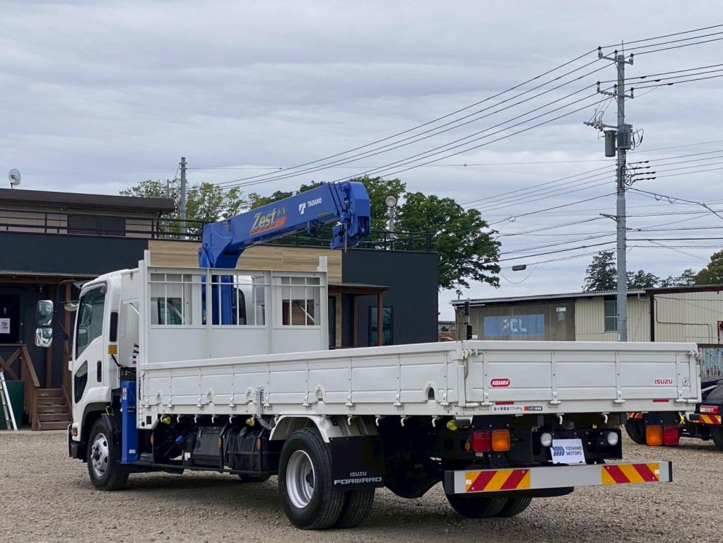 いすゞ フォワード 2RG-FRR90S2(2WD)の写真3