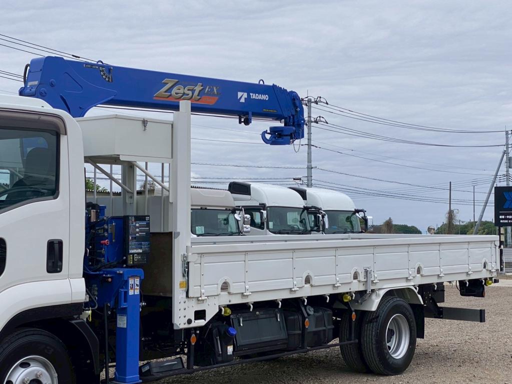 いすゞ フォワード 2RG-FRR90S2(2WD)の写真6