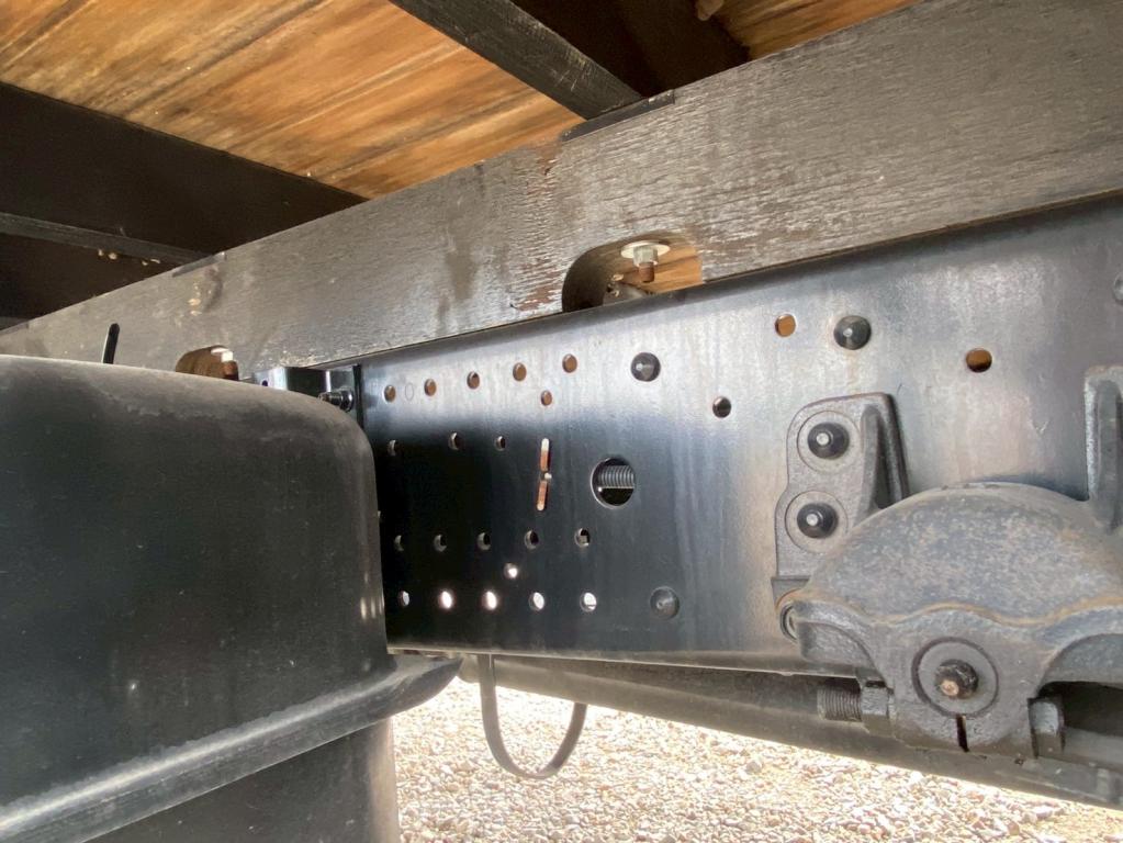 いすゞ フォワード 2RG-FRR90S2(2WD)の写真16