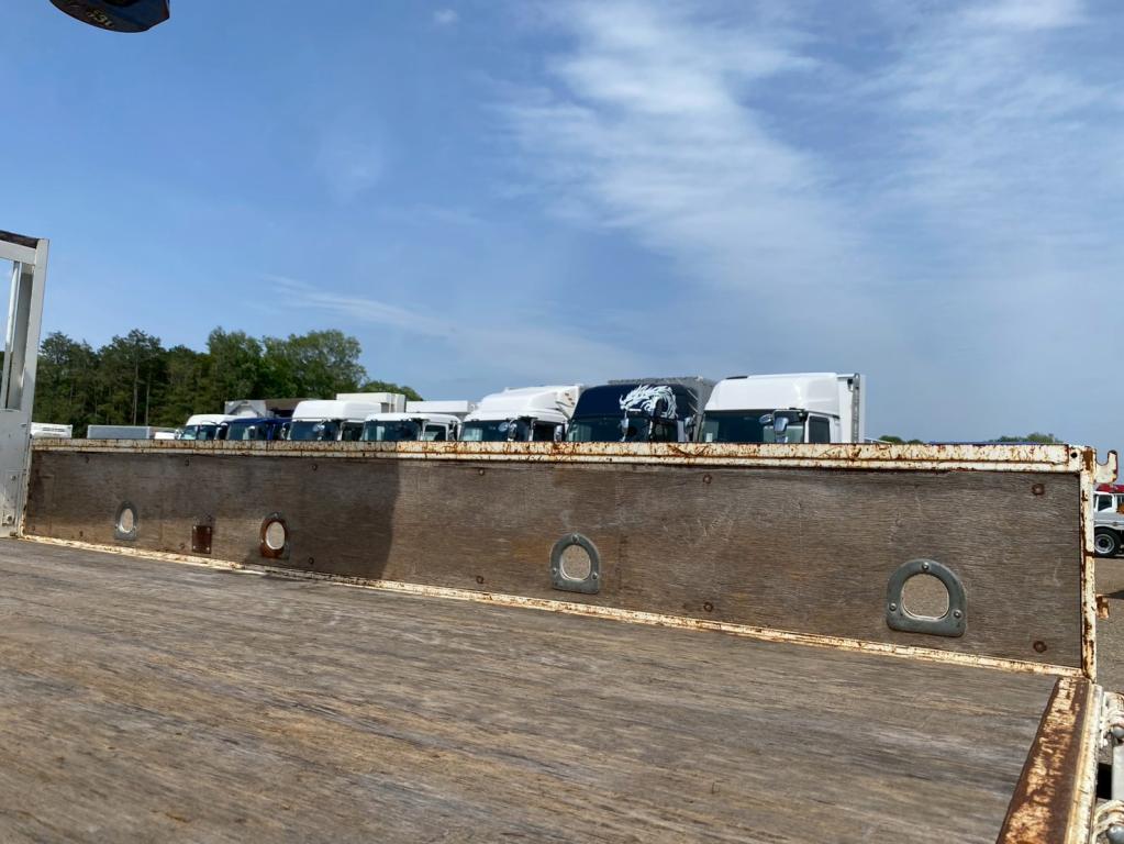 日野 デュトロ SKG-XZU650M(2WD)の写真10