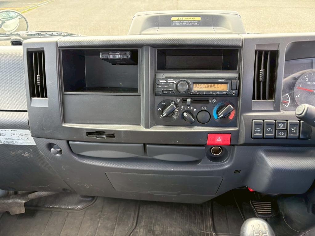 いすゞ エルフ 2RG-NJR88AD(2WD)の写真22