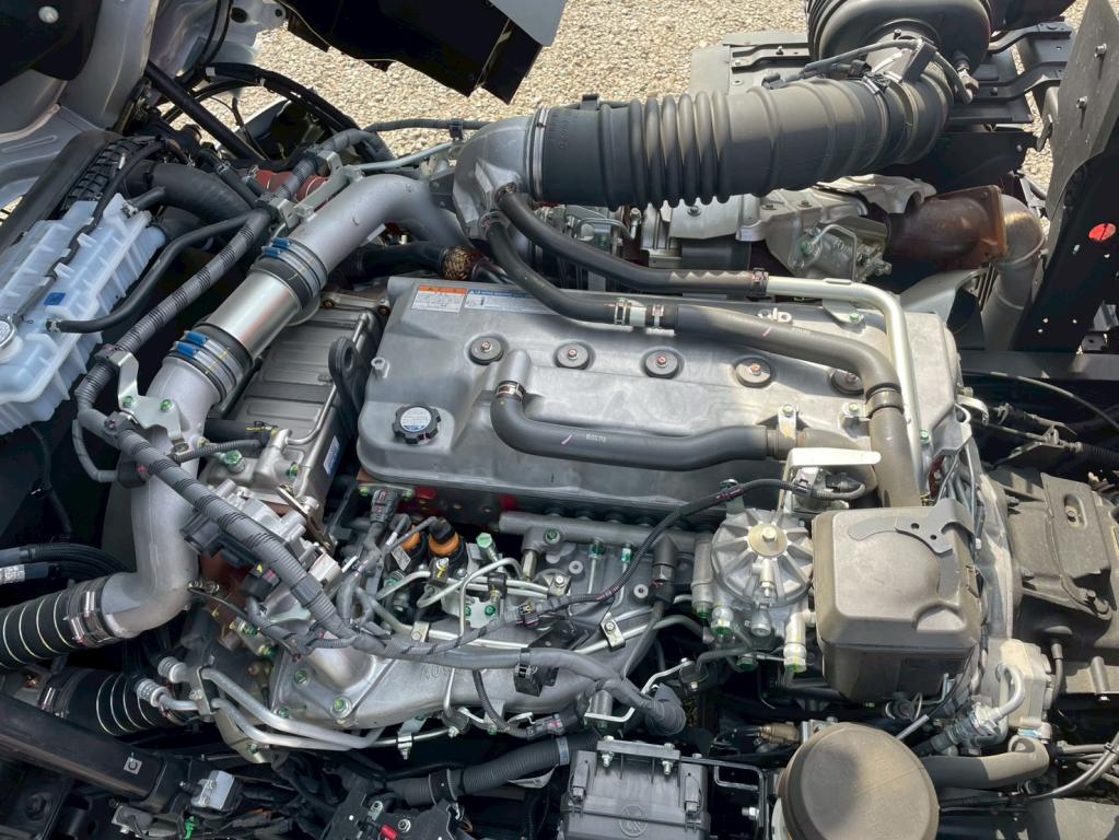 日野 プロフィア 2DG-FW1AHC(8x4)の写真18