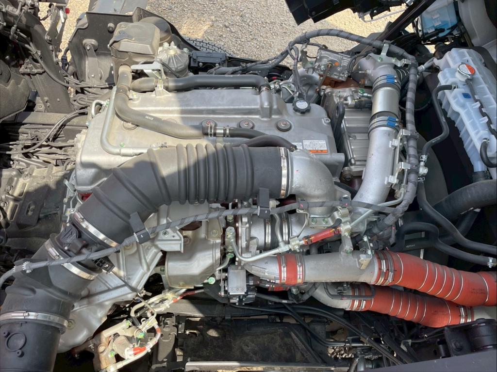 日野 プロフィア 2DG-FW1AHC(8x4)の写真19