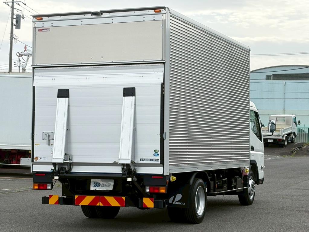 三菱 キャンター 2RG-FEB80(2WD)の写真4