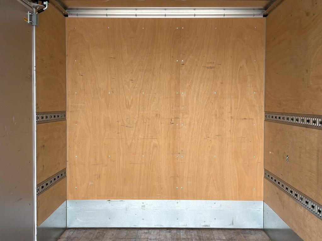 三菱 キャンター 2RG-FEB80(2WD)の写真7