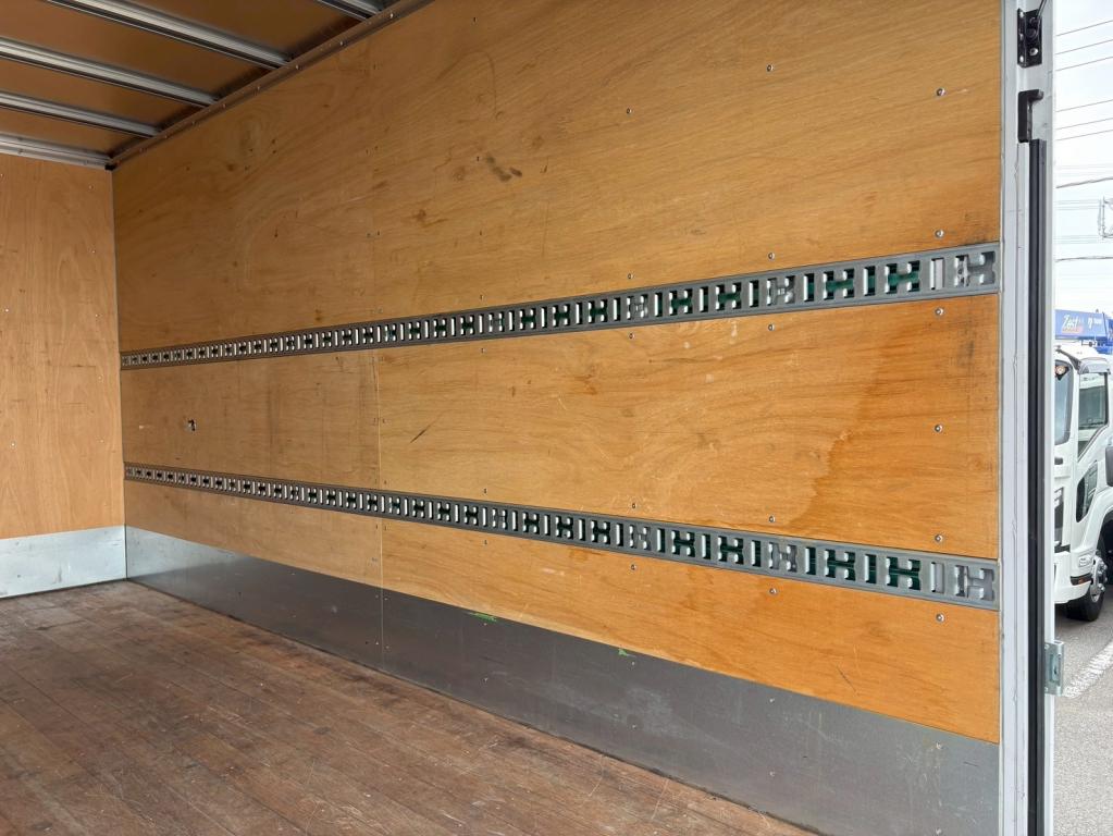 三菱 キャンター 2RG-FEB80(2WD)の写真10