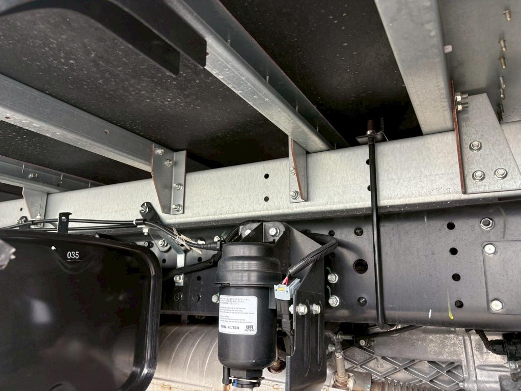 三菱 キャンター 2RG-FEB80(2WD)の写真17