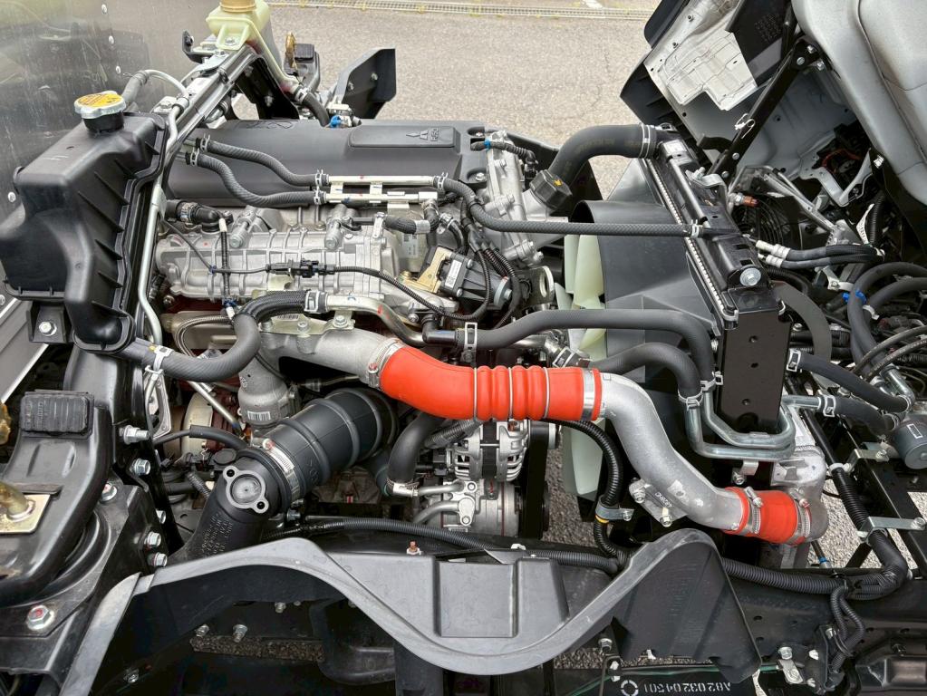 三菱 キャンター 2RG-FEB80(2WD)の写真19