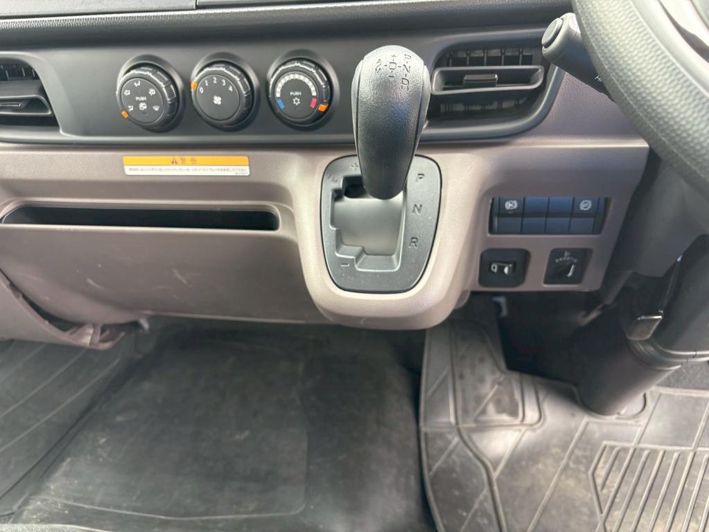 三菱 キャンター 2RG-FEB80(2WD)の写真23