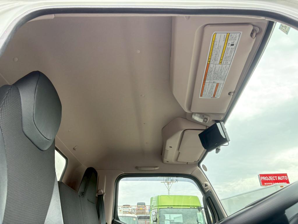 三菱 キャンター 2RG-FEB80(2WD)の写真24