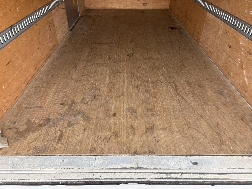 いすゞ エルフ 2RG-NPR88AN(2WD)の写真8