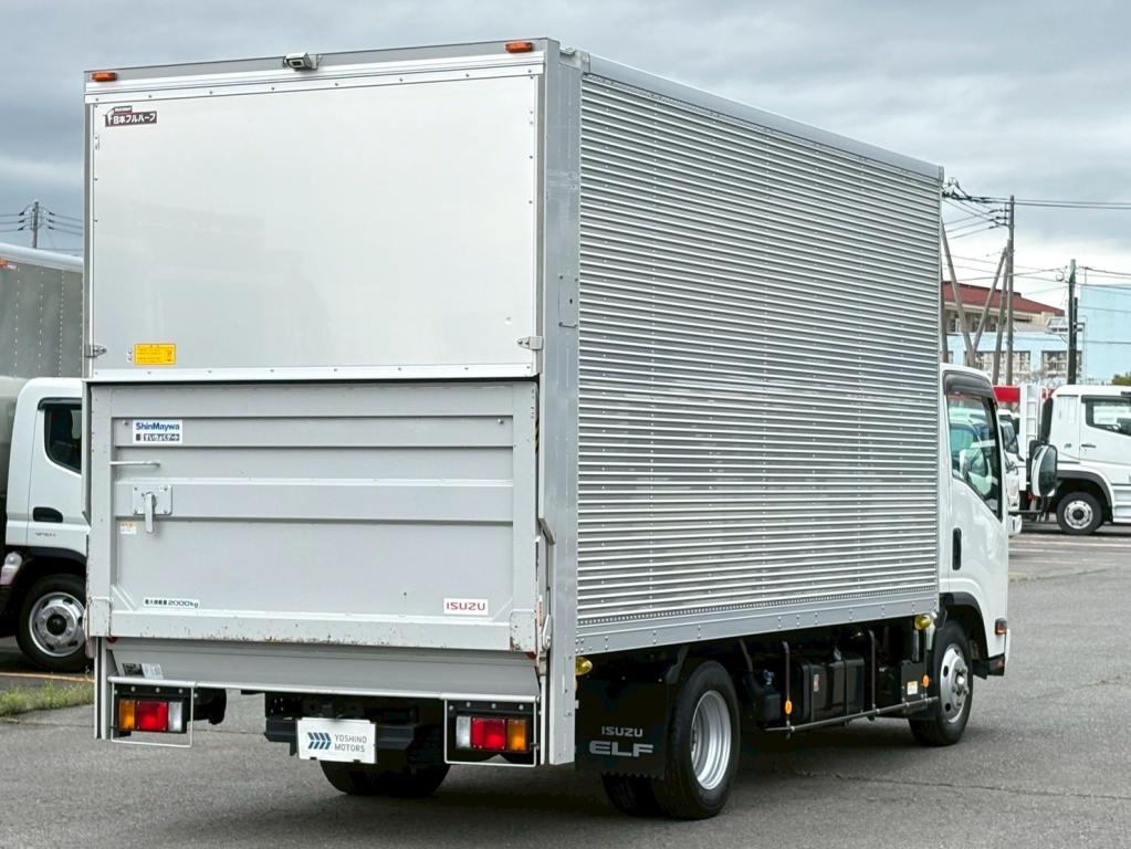 いすゞ エルフ 2RG-NPR88AN(2WD)の写真4