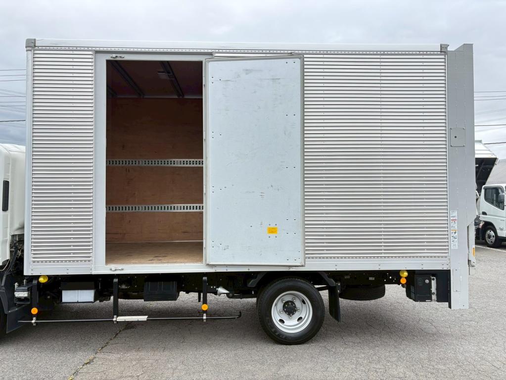 いすゞ エルフ 2RG-NPR88AN(2WD)の写真14