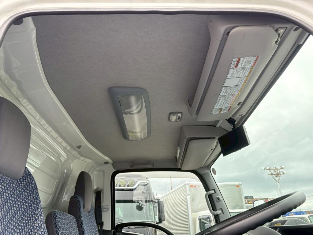 いすゞ エルフ 2RG-NPR88AN(2WD)の写真24