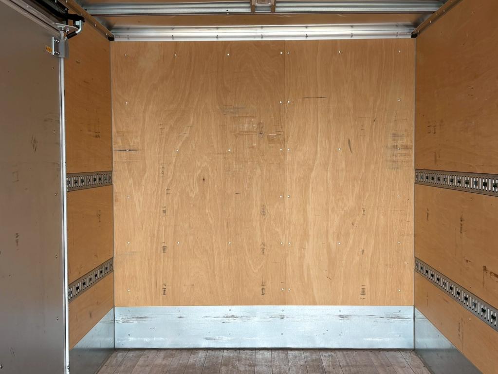 三菱 キャンター 2RG-FEB80(2WD)の写真7