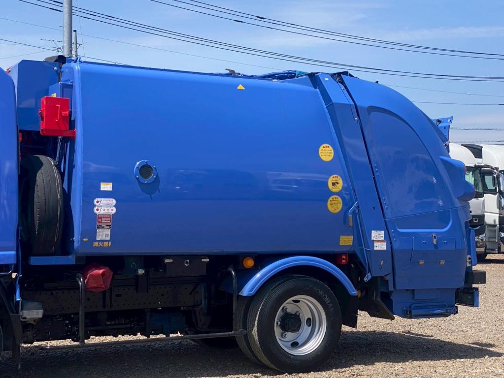 いすゞ エルフ TPG-NMR85AN(2WD)の写真6