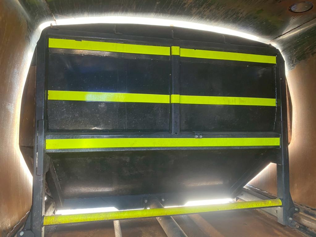 いすゞ エルフ TPG-NMR85AN(2WD)の写真12