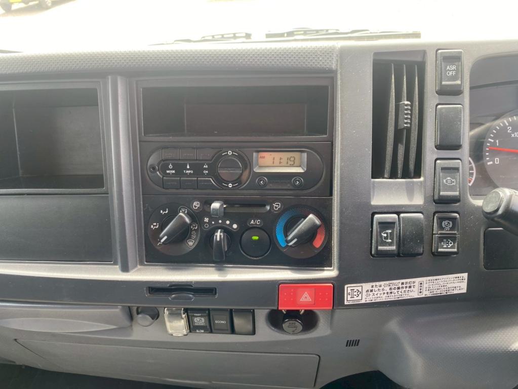 いすゞ エルフ TPG-NMR85AN(2WD)の写真22