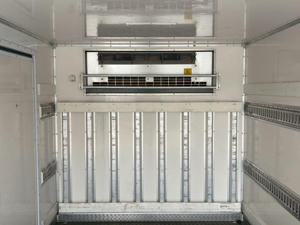 いすゞ エルフ 2RG-NPR88YN(2WD)の写真7