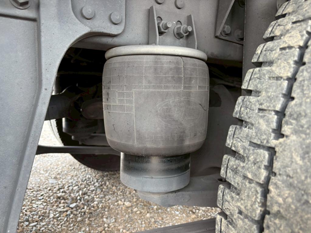UD クオン 2PG-CG5CA(8x4)の写真17