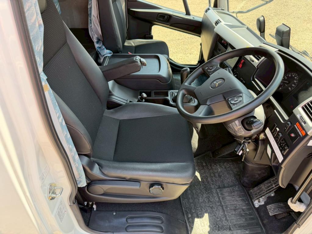 三菱 ファイター 2KG-FK62FZ(2WD)の写真21
