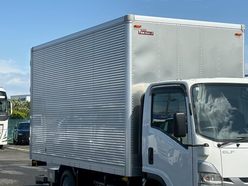 いすゞ エルフ 2RG-NPR88AN(2WD)の写真5