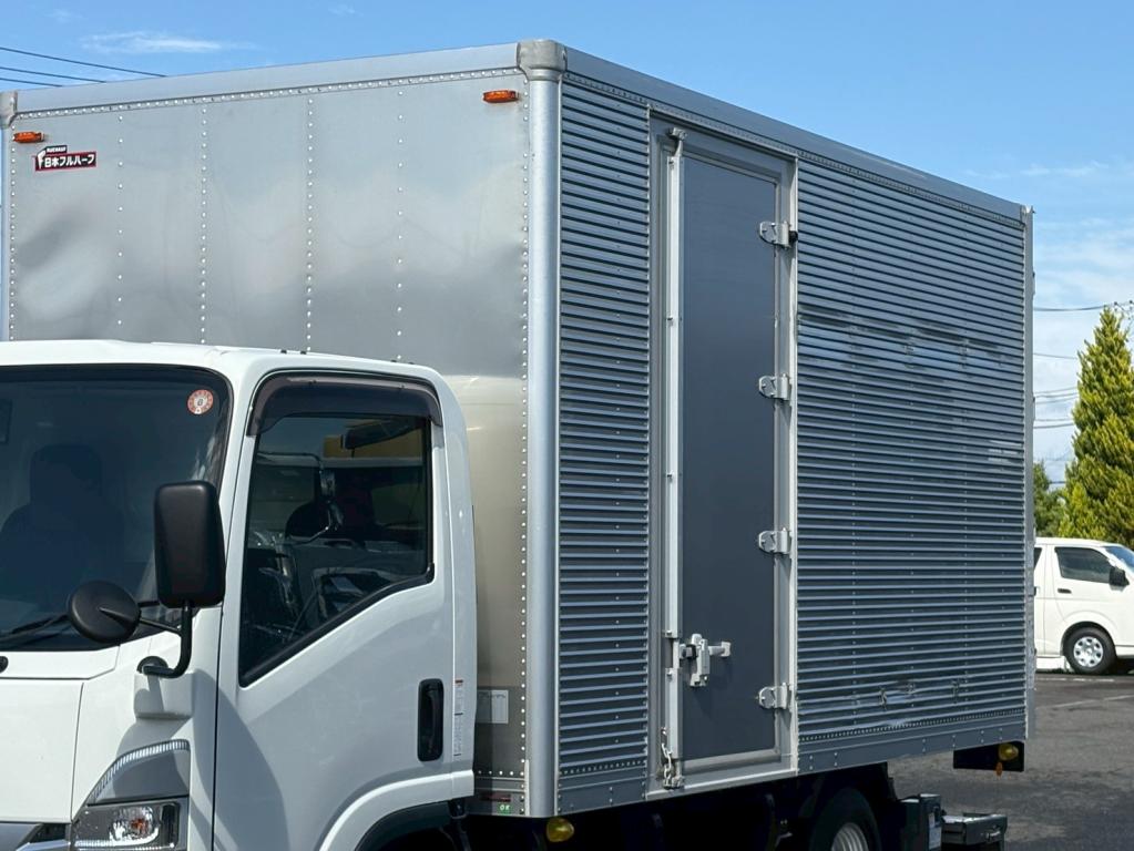 いすゞ エルフ 2RG-NPR88AN(2WD)の写真6