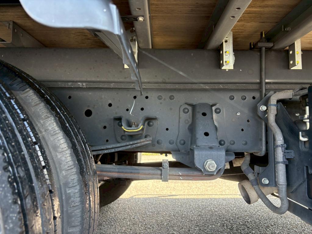 いすゞ エルフ 2RG-NPR88AN(2WD)の写真16
