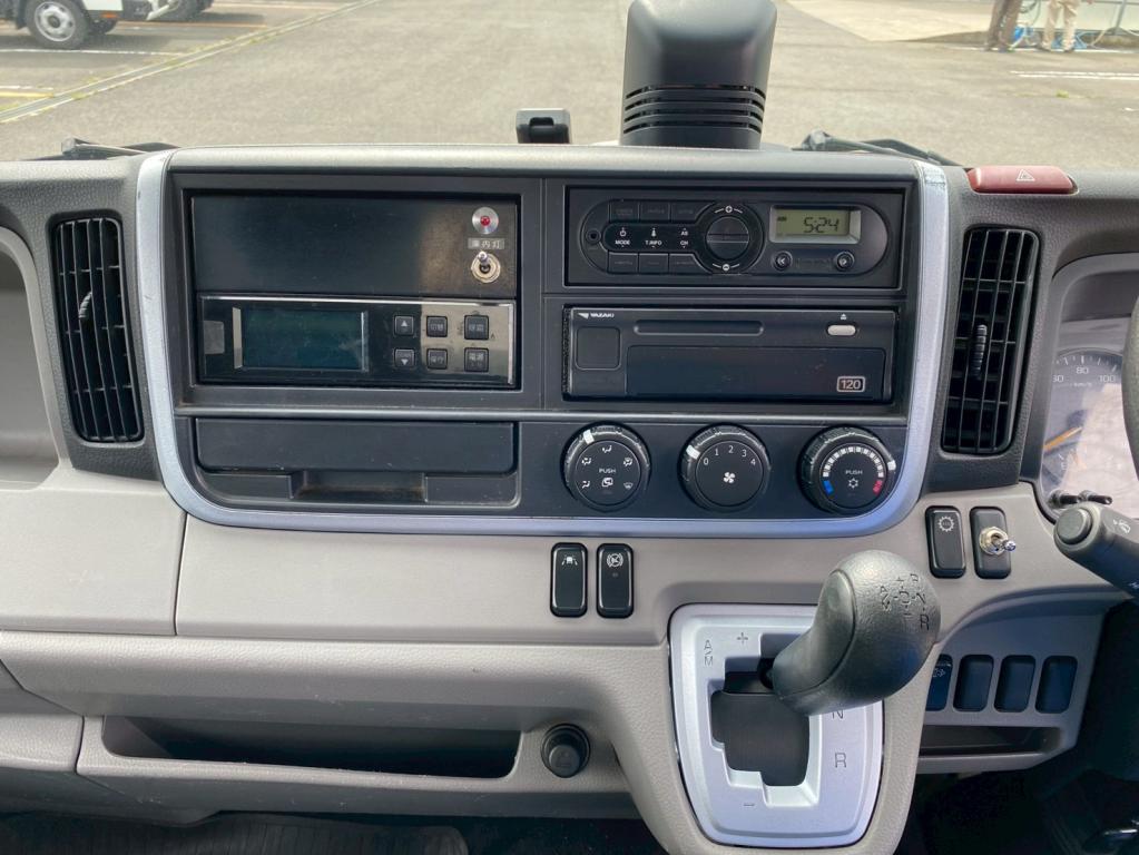 三菱 キャンター TPG-FBA50(2WD)の写真22